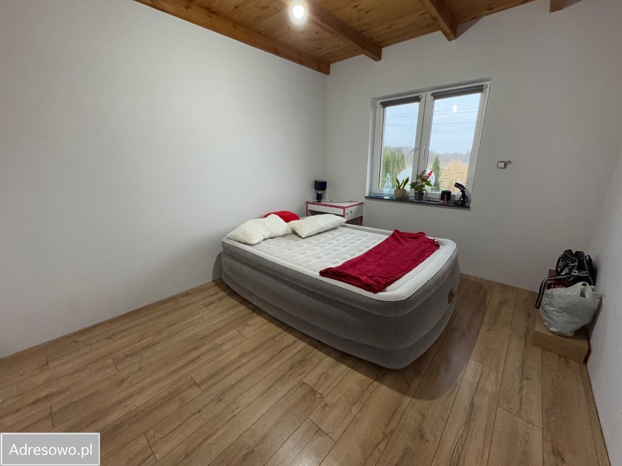 dom wolnostojący, 4 pokoje Świniary. Zdjęcie 2