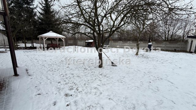 dom wolnostojący, 10 pokoi Tomaszów Mazowiecki. Zdjęcie 15