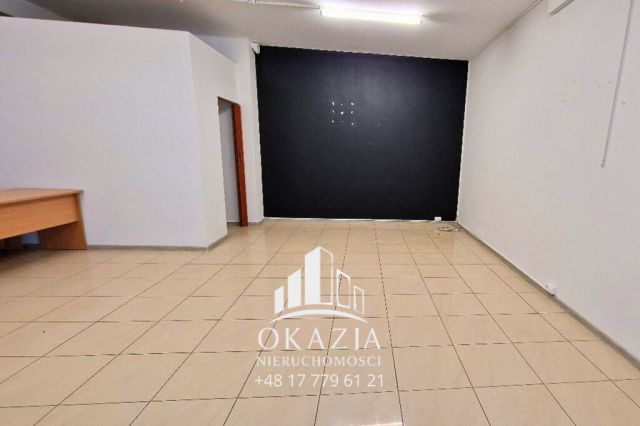 Lokal Rzeszów Zwięczyca, ul. Beskidzka. Zdjęcie 1