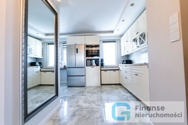 Mieszkanie 3-pokojowe Skierniewice, ul. kpt. Mieczysława Hali. Zdjęcie 19