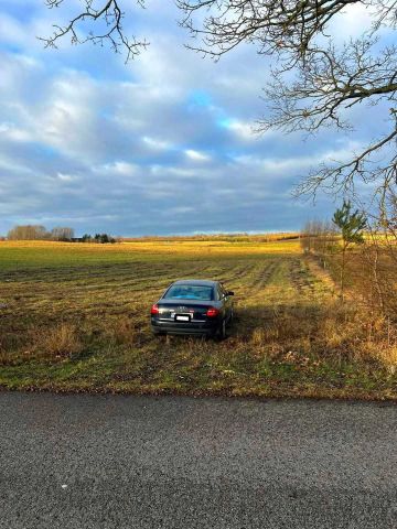 Działka budowlana Stulichy. Zdjęcie 1