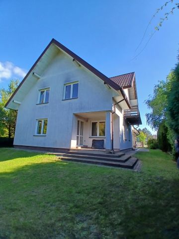 dom wolnostojący, 6 pokoi Turka, ul. Klonowa. Zdjęcie 1