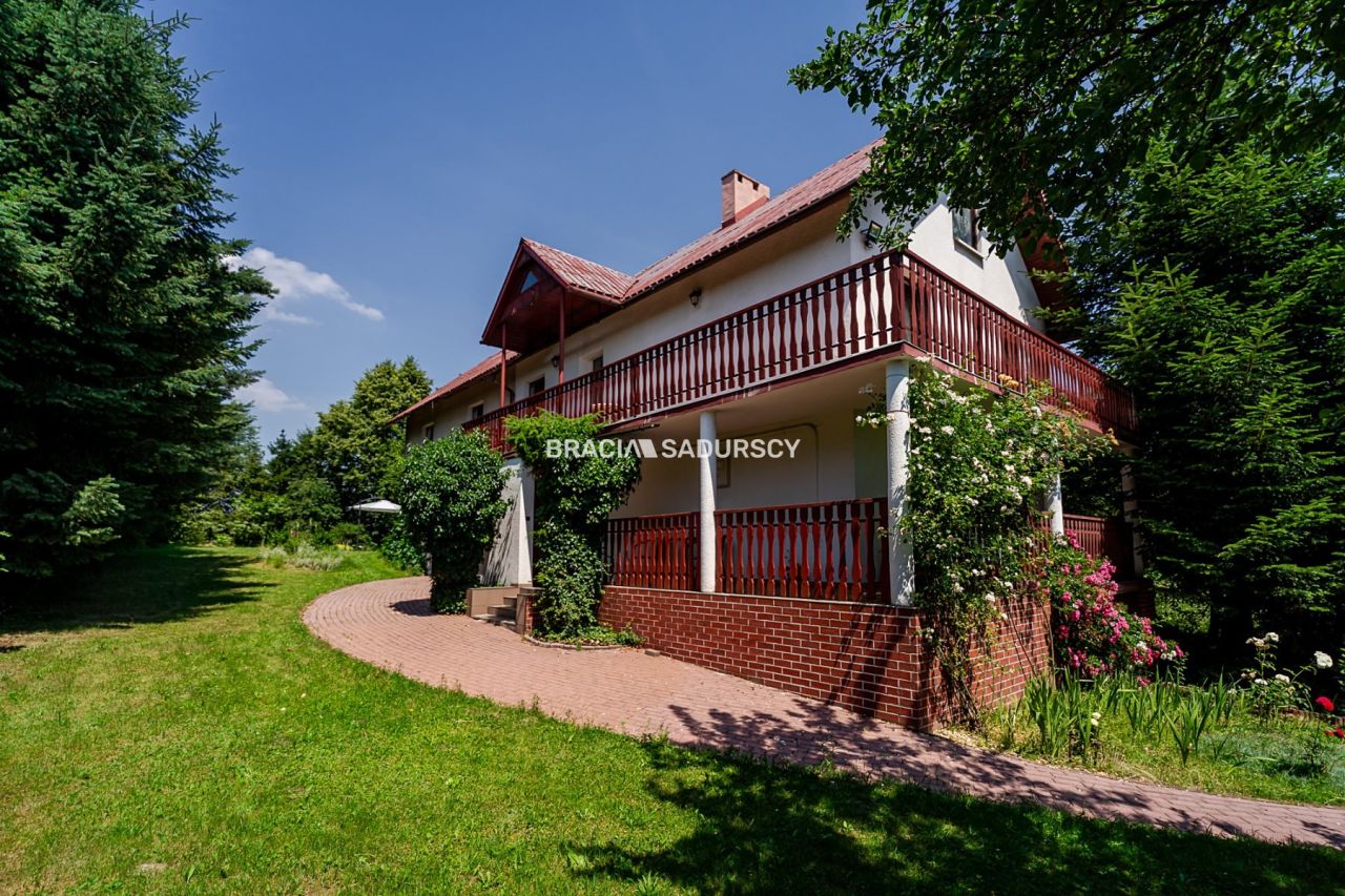 dom wolnostojący, 10 pokoi Łazy. Zdjęcie 38