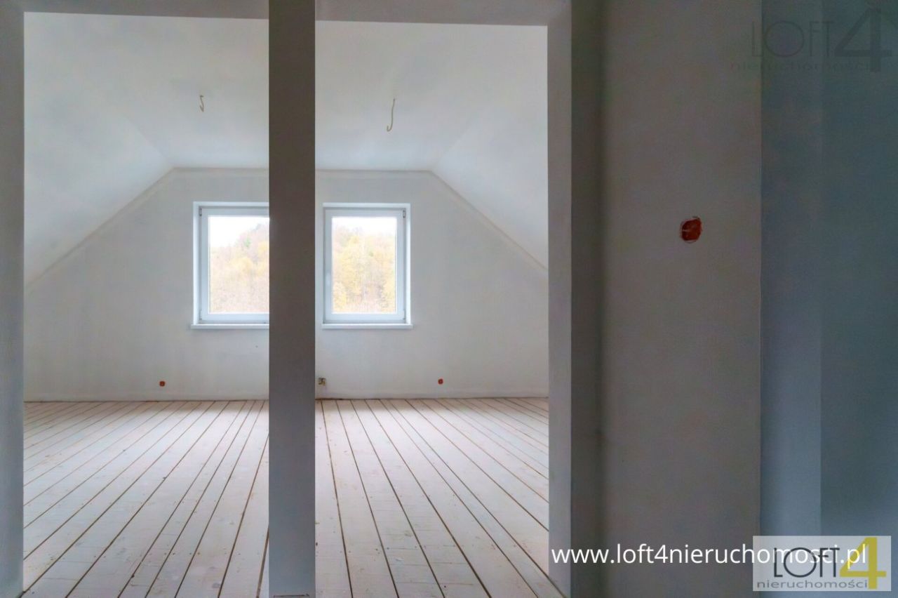 dom wolnostojący, 7 pokoi Laskowa. Zdjęcie 12