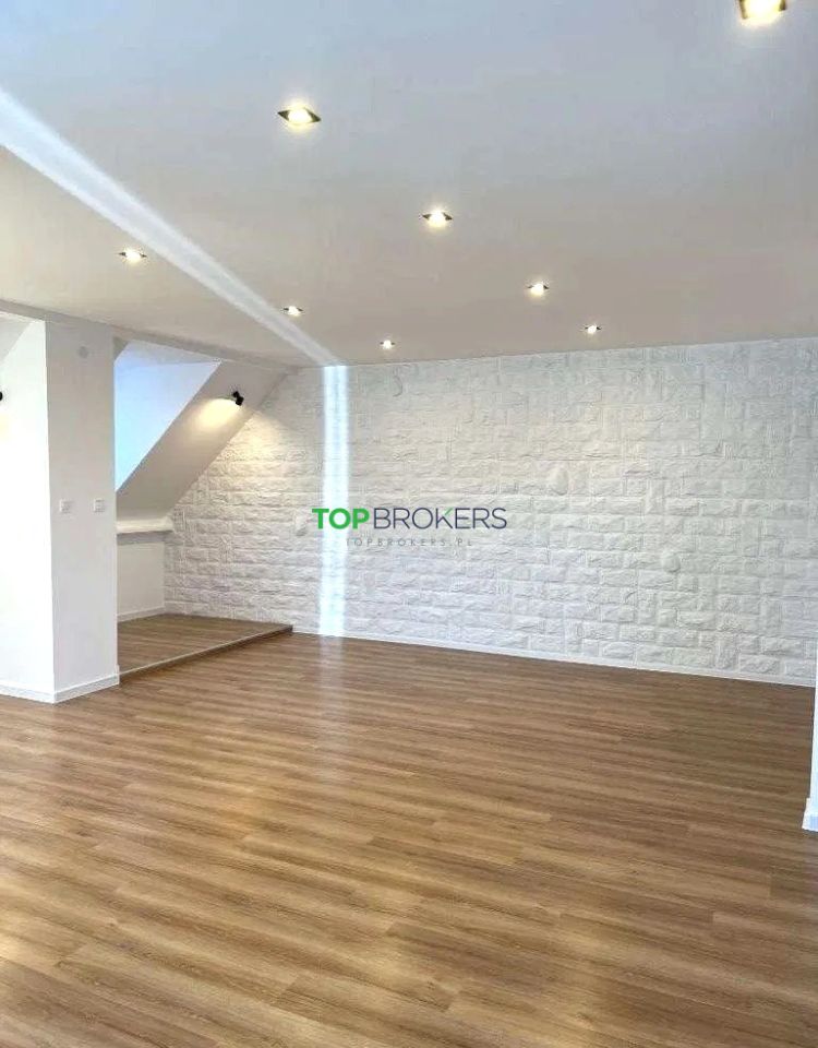 dom szeregowy, 7 pokoi Warszawa Targówek. Zdjęcie 2