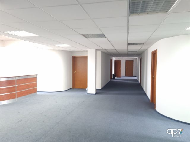 Biuro Kraków Borek Fałęcki, ul. Józefa Marcika. Zdjęcie 7