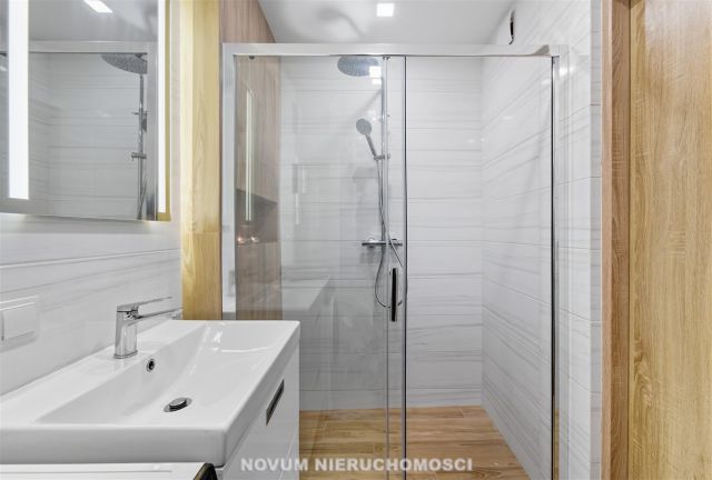 Mieszkanie 3-pokojowe Tarnowskie Góry. Zdjęcie 6