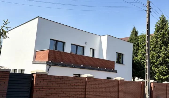 dom wolnostojący, 7 pokoi Wrocław Krzyki, ul. Ratajów