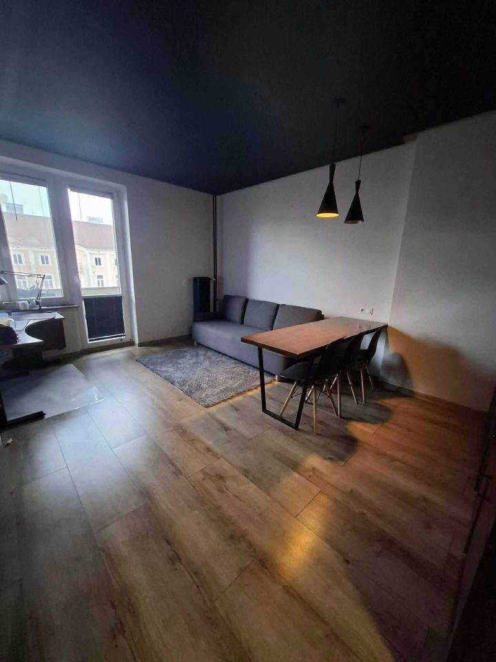 Mieszkanie 1-pokojowe Częstochowa Centrum, al. Aleja Najświętszej Maryi Panny. Zdjęcie 3