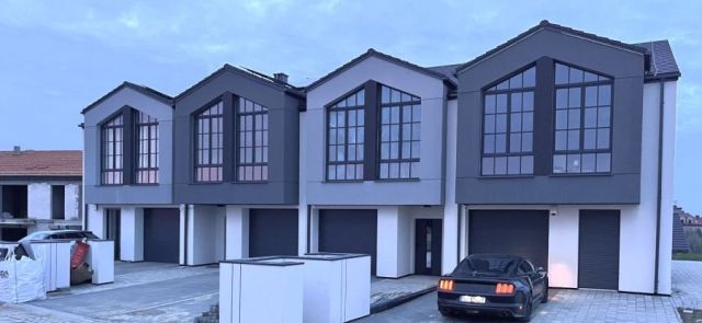 dom szeregowy, 5 pokoi Straszyn, ul. Galaktyczna. Zdjęcie 1