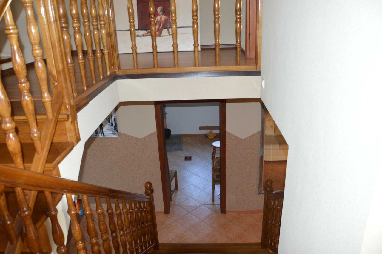 dom szeregowy, 5 pokoi Jasień. Zdjęcie 5