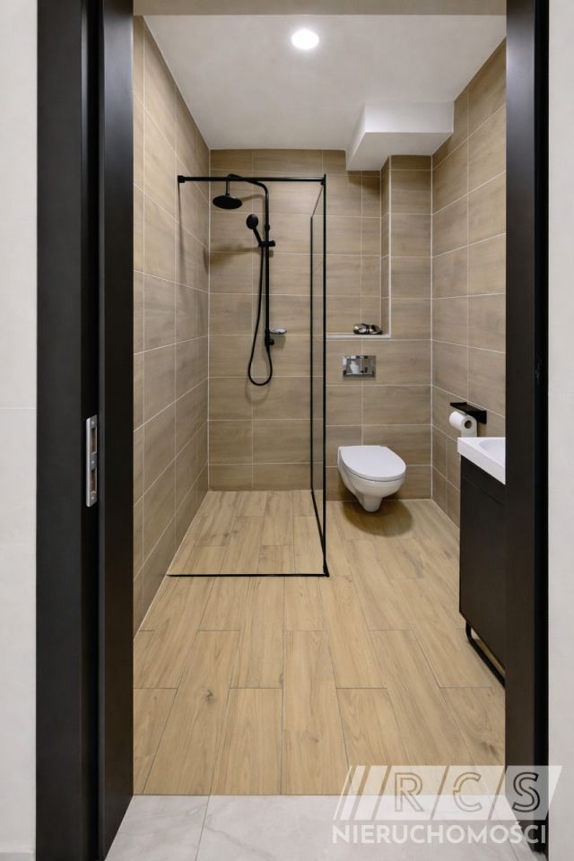 dom wolnostojący, 14 pokoi Zabrodzie. Zdjęcie 8