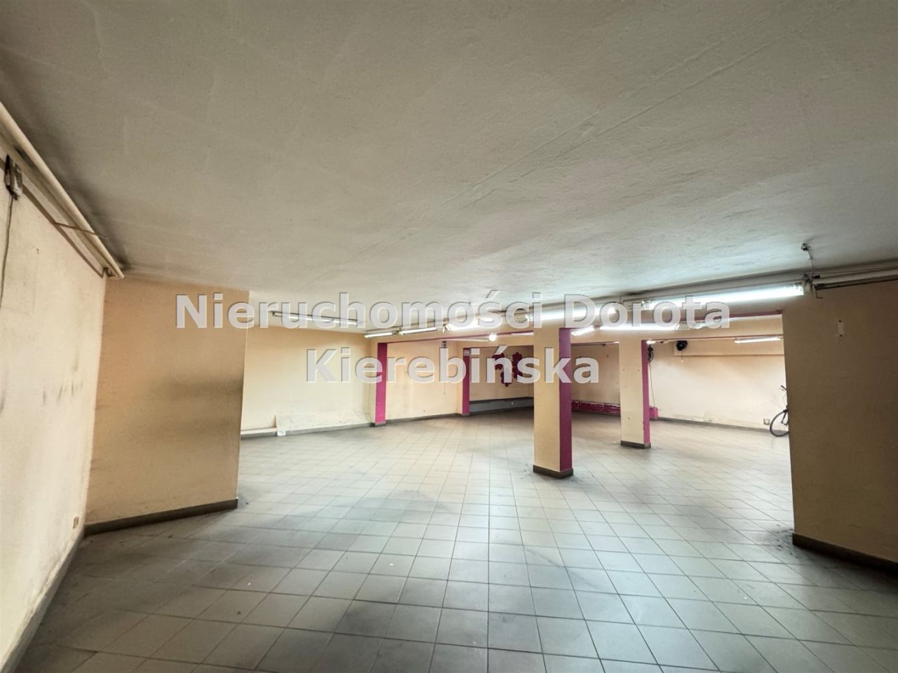 Lokal Tomaszów Mazowiecki, pl. Tadeusza Kościuszki. Zdjęcie 5