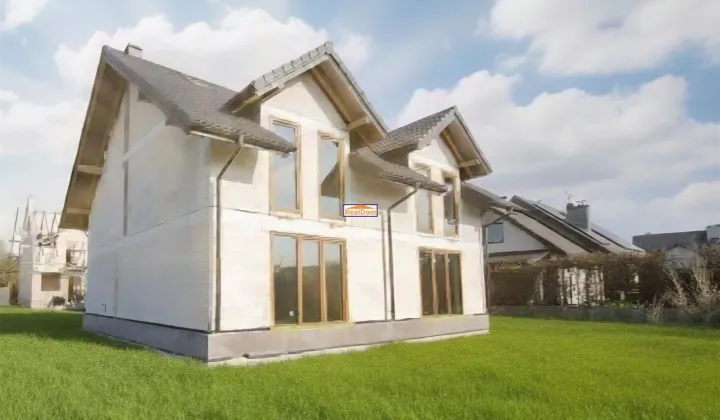 dom wolnostojący, 5 pokoi Modlniczka, ul. Słowiańska