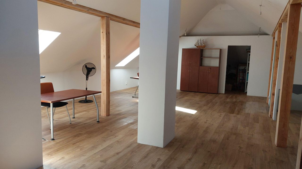 Biuro Żerniki Wrocławskie, ul. Bukowa. Zdjęcie 1