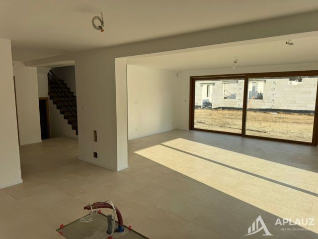 dom wolnostojący, 7 pokoi Jelenia Góra Jagniątków, ul. Michałowicka. Zdjęcie 11