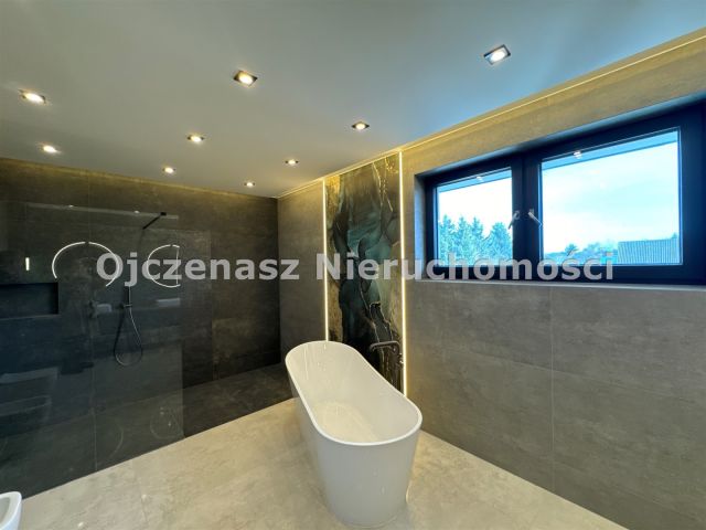 dom wolnostojący, 5 pokoi Niemcz. Zdjęcie 2