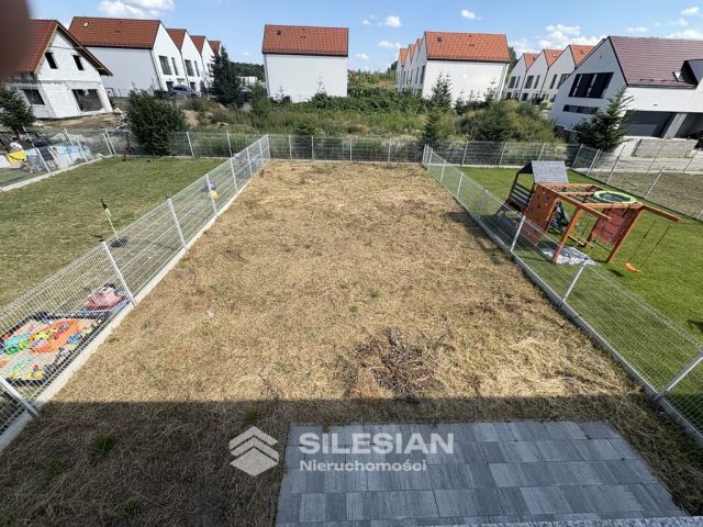 bliźniak, 4 pokoje Świdnica. Zdjęcie 11