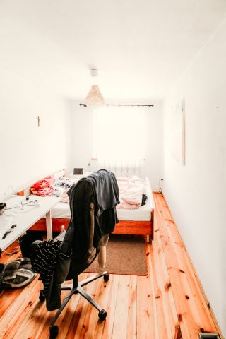 dom wolnostojący, 5 pokoi Krasnobród Podzamek, ul. Fiołkowa. Zdjęcie 18
