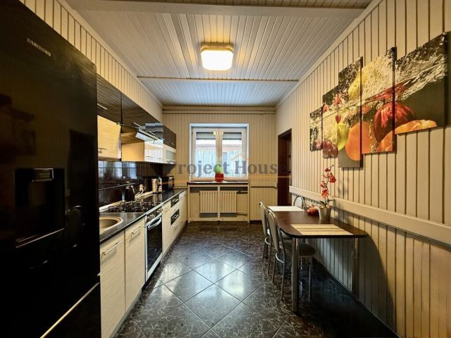 dom wolnostojący, 5 pokoi Zgierz, ul. Łódzka. Zdjęcie 10