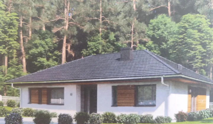 dom wolnostojący, 5 pokoi Strzegom, ul. Poziomkowa