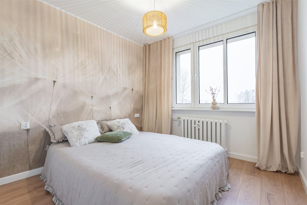 Mieszkanie 3-pokojowe Katowice. Zdjęcie 3