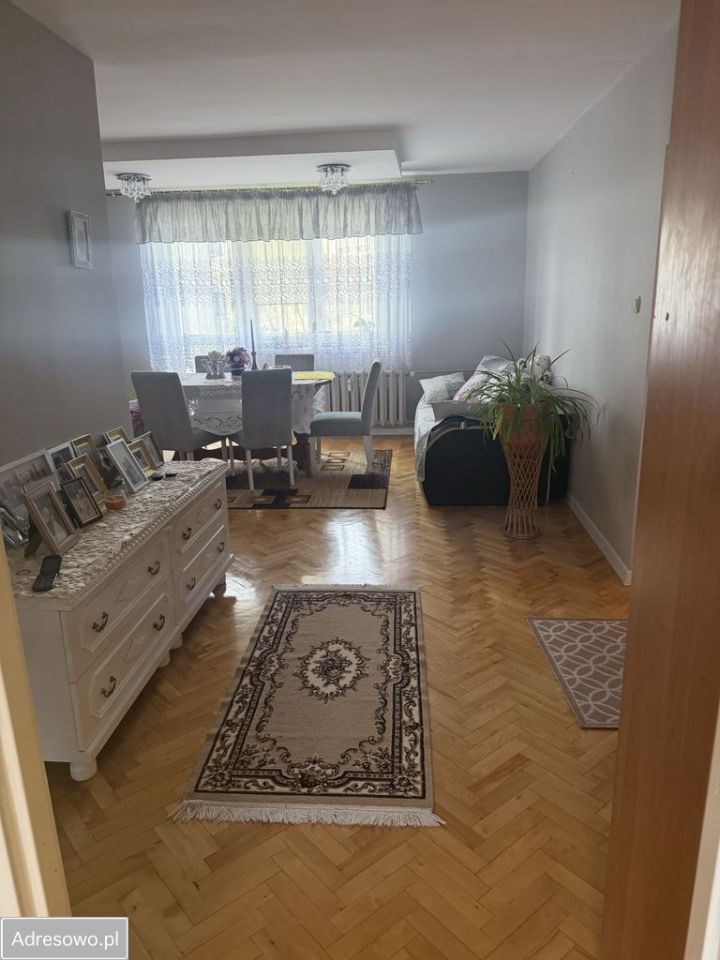 Mieszkanie 3-pokojowe Strzelno, os. Piastowskie. Zdjęcie 1