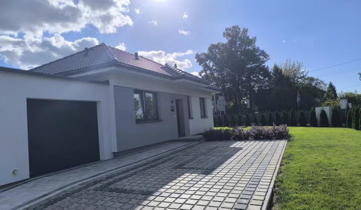 dom wolnostojący, 4 pokoje Bielsko-Biała Komorowice Krakowskie, ul. Bestwińska