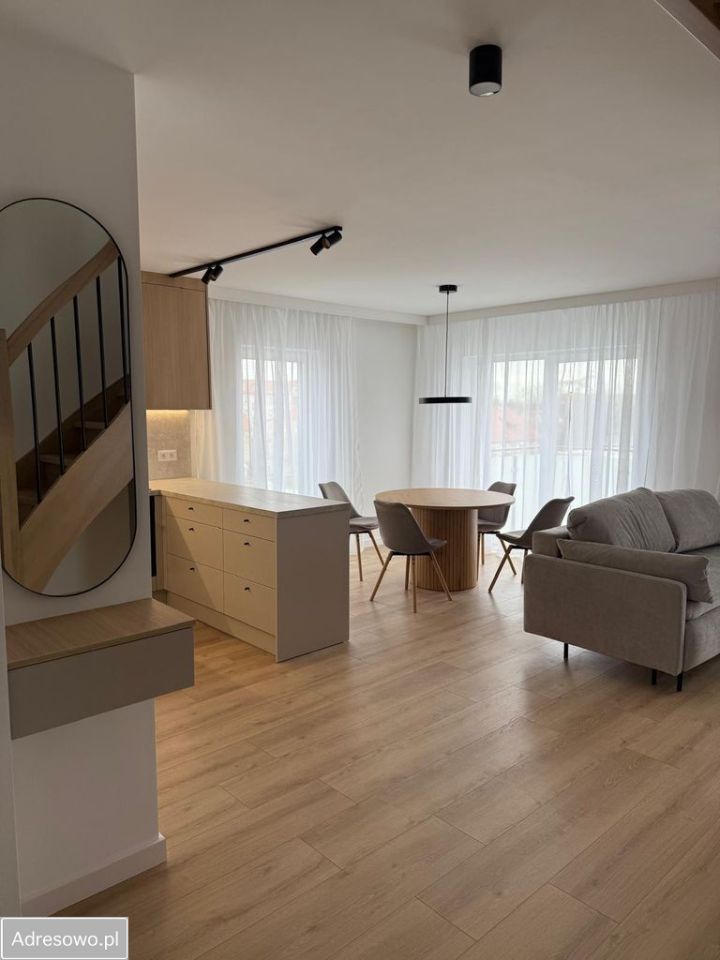 Mieszkanie 4-pokojowe Jawor, ul. Wrocławska. Zdjęcie 9