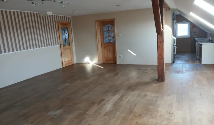 Mieszkanie 5-pokojowe Kabiny