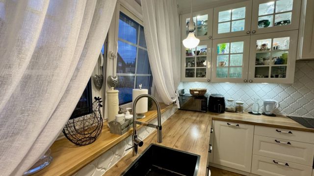 dom wolnostojący, 5 pokoi Jelenia Góra. Zdjęcie 2