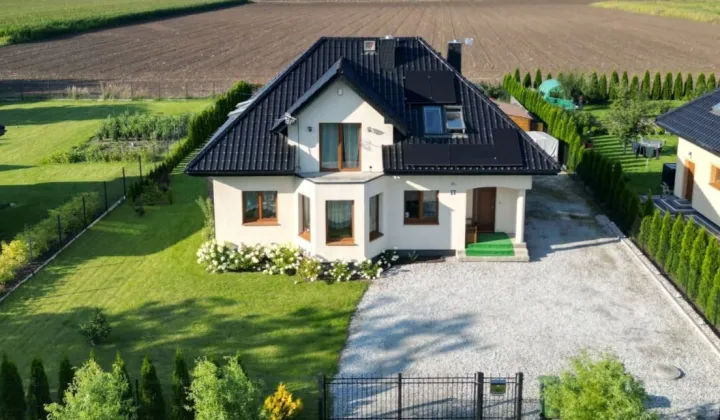 dom wolnostojący, 6 pokoi Pławna, ul. Kasztanowa