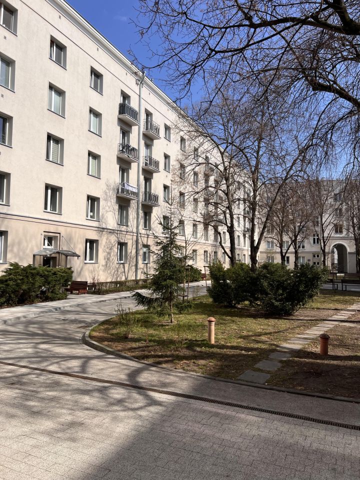 Mieszkanie 3-pokojowe Warszawa Ochota, ul. Barska. Zdjęcie 2