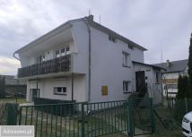 dom wolnostojący, 5 pokoi Niebieszczany. Zdjęcie 1