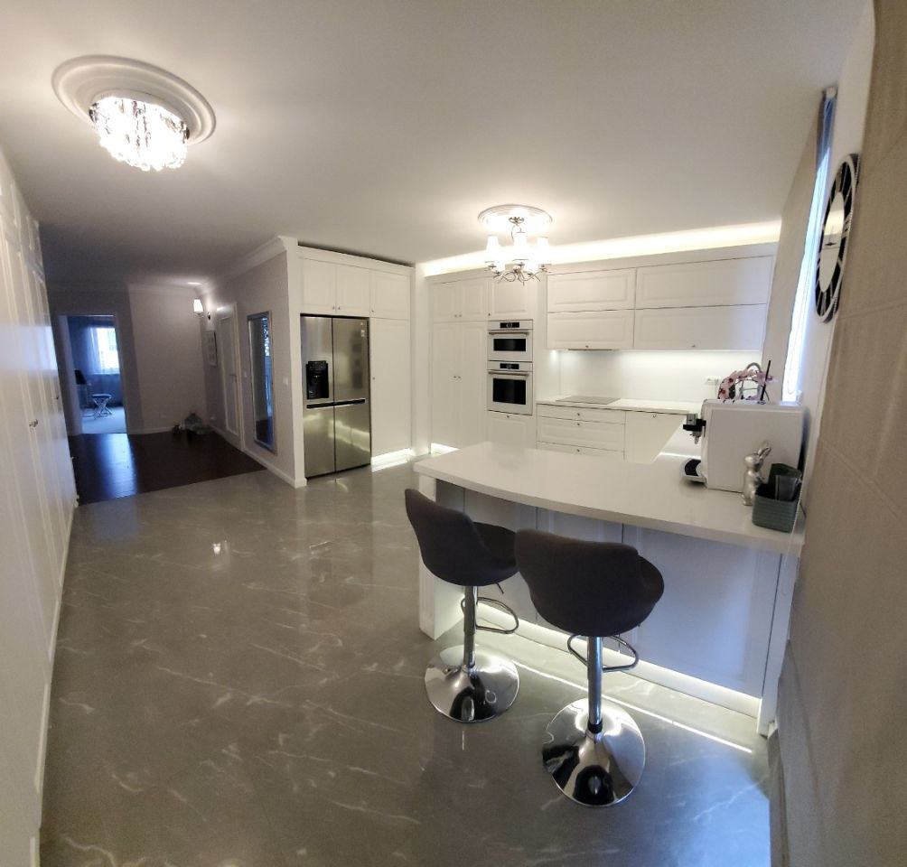 Mieszkanie 3-pokojowe Kołobrzeg, ul. Giełdowa. Zdjęcie 3