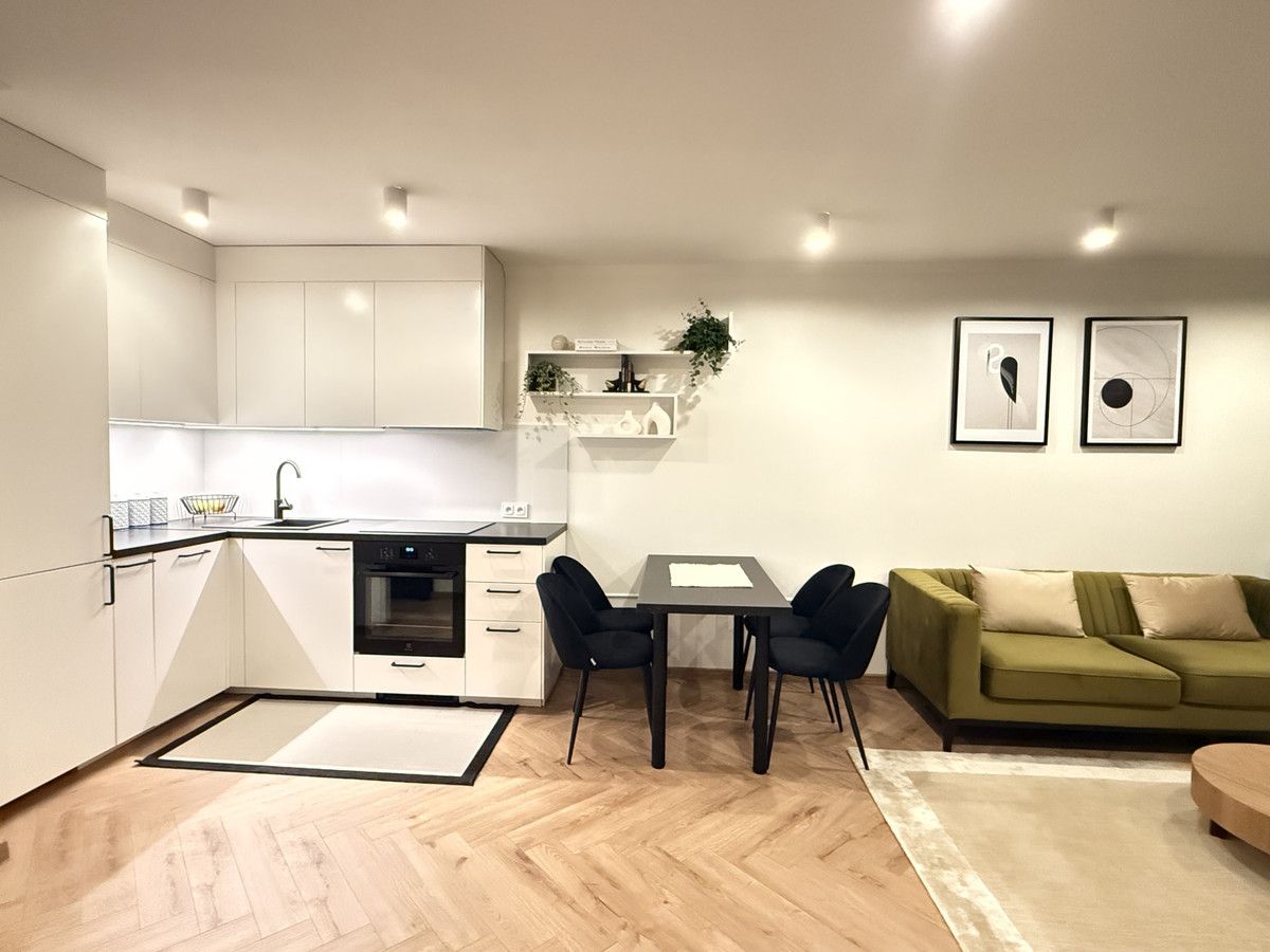 Mieszkanie 2-pokojowe Warszawa Śródmieście, al. Jana Pawła II. Zdjęcie 9