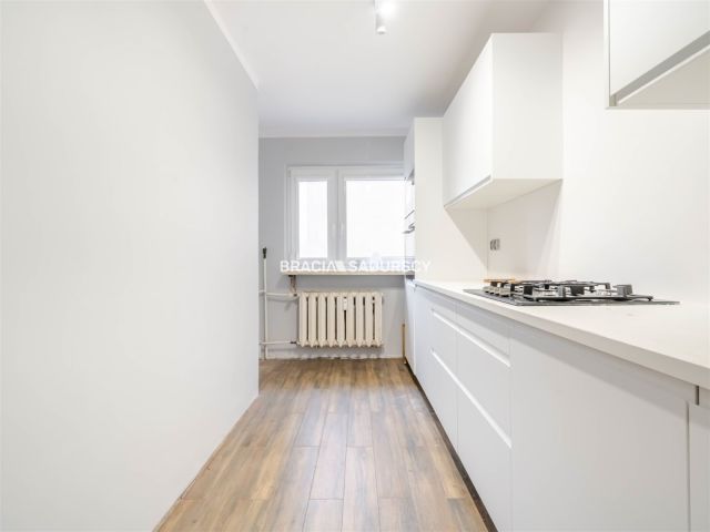 Mieszkanie 3-pokojowe Kraków Bieńczyce, os. Kazimierzowskie. Zdjęcie 5