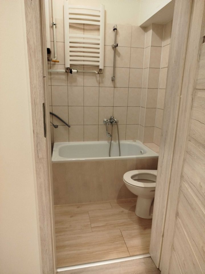 Mieszkanie 1-pokojowe Zabrze Centrum, ul. Marii Curie-Skłodowskiej. Zdjęcie 4