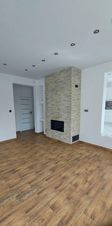 dom wolnostojący, 2 pokoje Biskupice, Biskupice. Zdjęcie 28