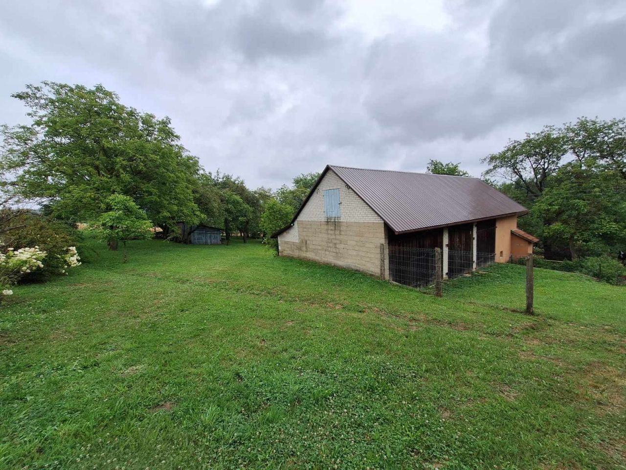 dom wolnostojący, 3 pokoje Hucisko Jawornickie Wólka. Zdjęcie 12