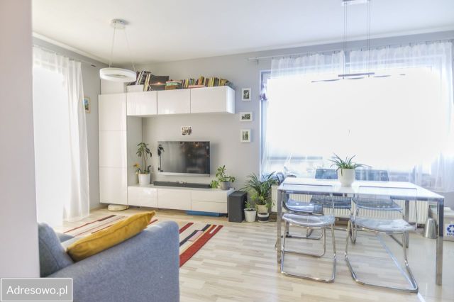 Mieszkanie 3-pokojowe Kraków Prądnik Biały, ul. Józefa Chełmońskiego. Zdjęcie 1