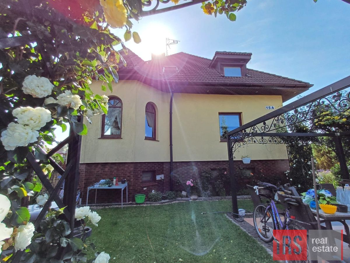 dom wolnostojący, 9 pokoi Gądów, ul. Czereśniowa. Zdjęcie 2