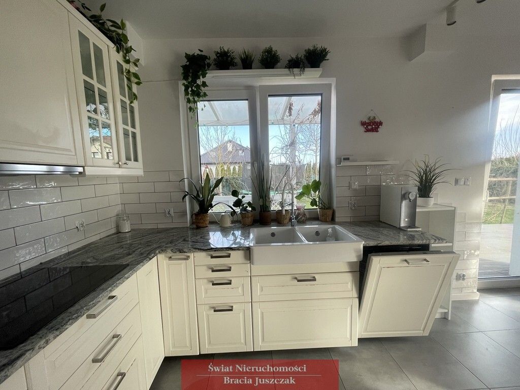 dom wolnostojący, 5 pokoi Żerniki Wrocławskie. Zdjęcie 22