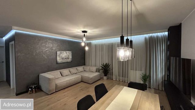 Mieszkanie 3-pokojowe Bydgoszcz Osiedle Leśne, ul. Powstańców Warszawy. Zdjęcie 1