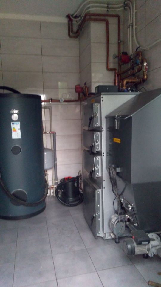 dom wolnostojący, 5 pokoi Wola Pobiedzińska. Zdjęcie 3