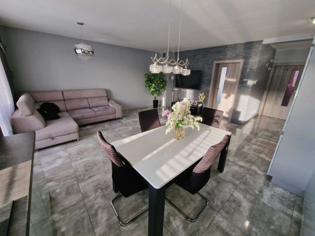 Mieszkanie 3-pokojowe Płock, ul. Żyzna. Zdjęcie 1