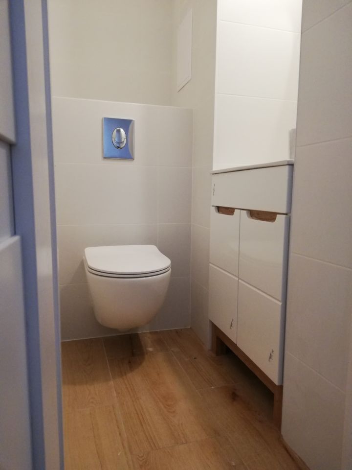 Mieszkanie 3-pokojowe Krosno Śródmieście, ul. Niepodległości. Zdjęcie 3