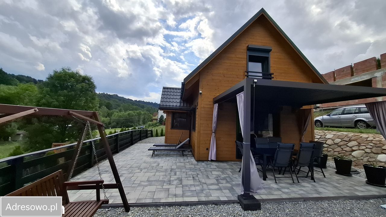 dom wolnostojący, 3 pokoje Szare. Zdjęcie 2