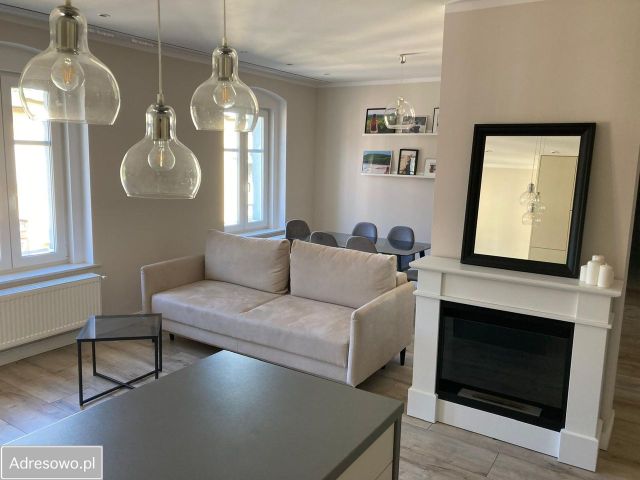 Mieszkanie 3-pokojowe Wałbrzych Stary Zdrój. Zdjęcie 1