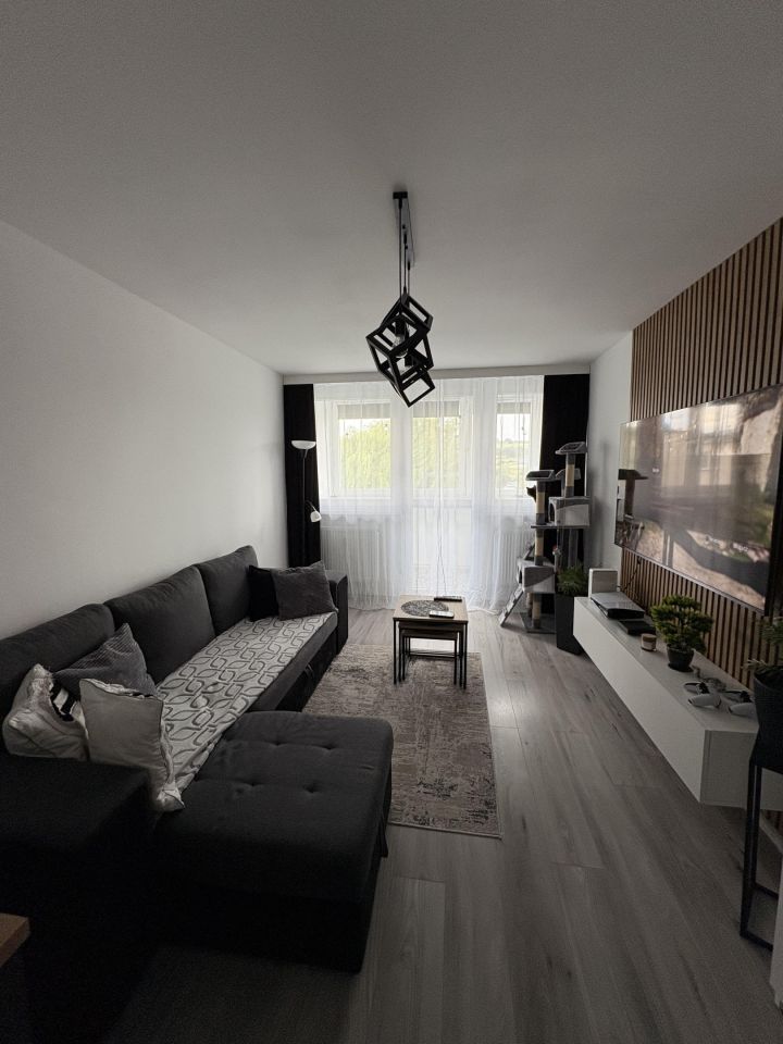 Mieszkanie 2-pokojowe Leśna, ul. Jana Kochanowskiego